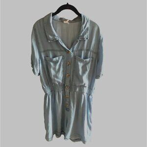 Flawless Boutique Brand Lightweight Denim Style Romper-Blue-Size L-GUC